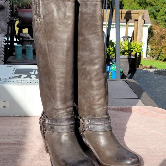 Frye Dark Brown Carmen Leather Boots - Picture 3 of 9